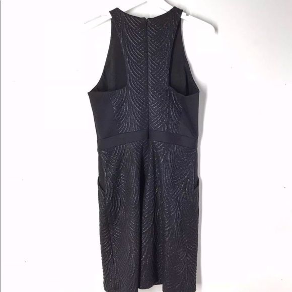 WAI MING BLACK  PANEL DRESS EMBOSSED Cable Size 6 - Picture 3 of 7